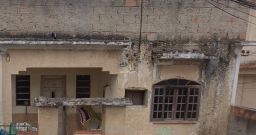 2 Casas para Venda em terreno de 240 m² - Vista Alegre - RJ