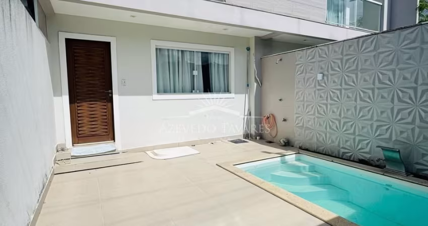 7932 - Casa à Venda | Vale das Palmeiras, Macaé/RJ
