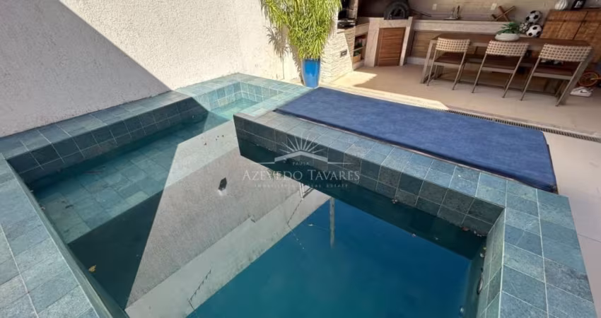 7961 - Casa em Condomínio à Venda | Granja dos Cavaleiros - Macaé, RJ