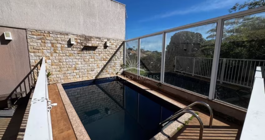7979 - Casa em Condomínio à Venda | Granja dos Cavaleiros - Macaé, RJ