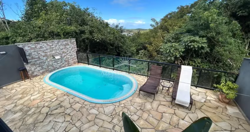 7986 -  Casa Linear à Venda | Vale dos Cristais, Macaé/RJ