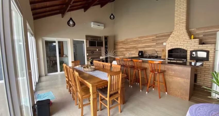 8117 - casa à venda em condomínio | bairro da glória - macaé́, rj