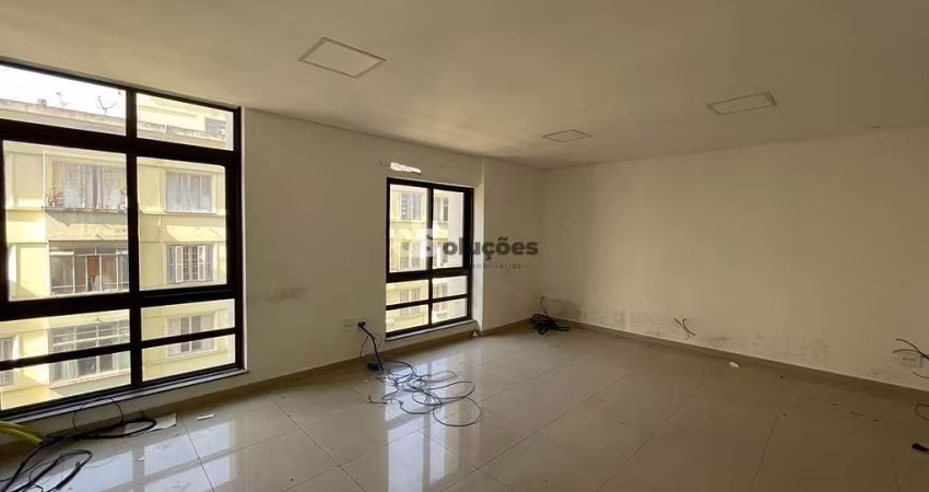 Sala Comercial à venda com 120m² na  Rua João Adolfo,  Centro, São Paulo, SP