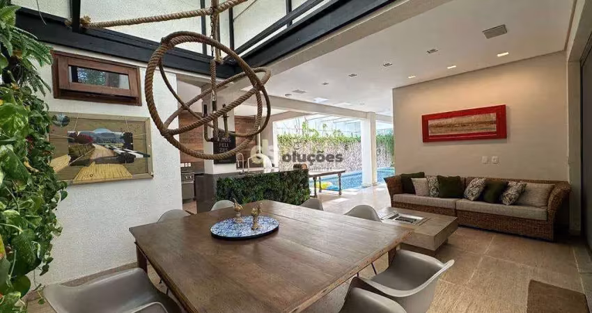 Casa de alto padrão em condomínio exclusivo na cidade jardim
