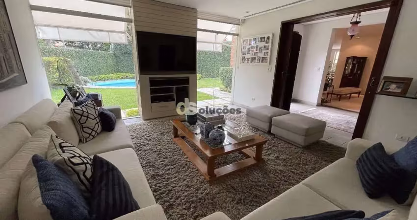 Casa com 4 quartos para alugar na Rua Aramanaí, 282, Vila Madalena, São Paulo