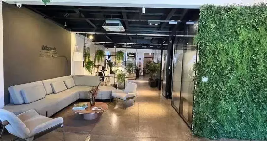 Casa para alugar na Rua Miguel Rodrigues, 88, Vila Madalena, São Paulo