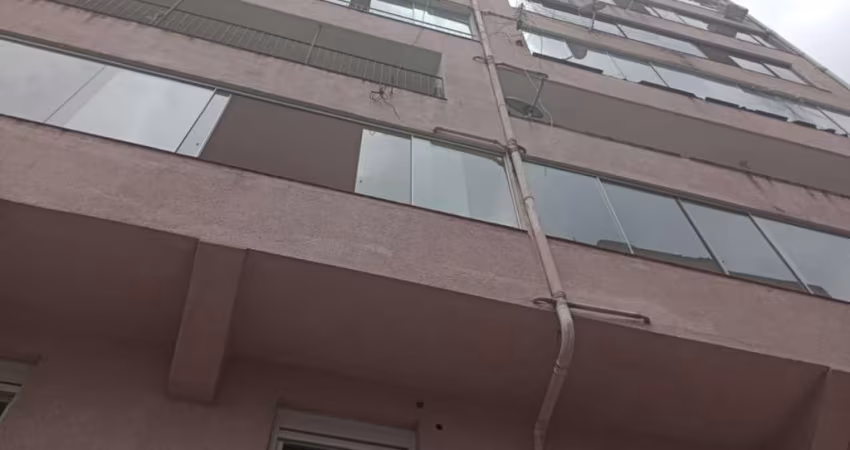 Apartamento com 3 quartos à venda na Avenida Alberto Bins, 456, Centro Histórico, Porto Alegre