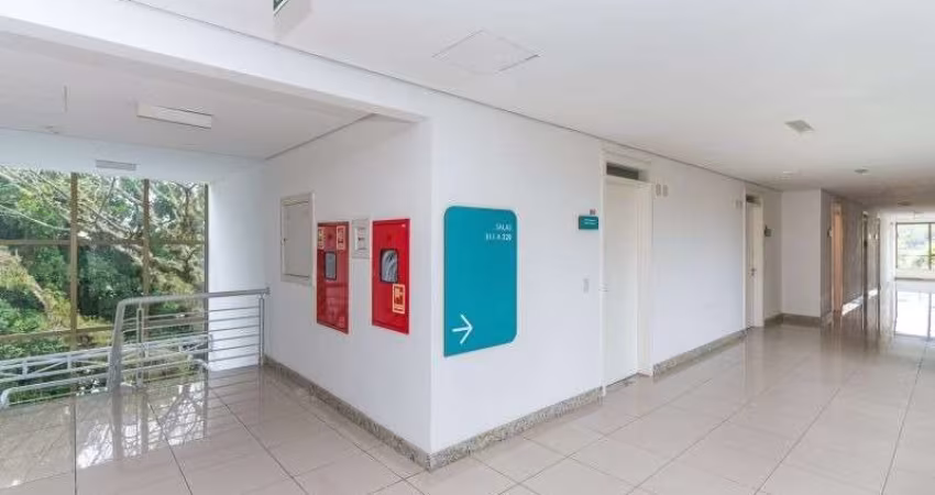 Sala comercial para alugar na Avenida Wenceslau Escobar, 1823, Tristeza, Porto Alegre