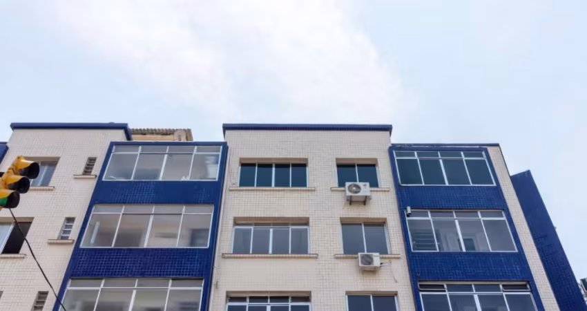 Apartamento com 3 quartos à venda na Avenida Cristóvão Colombo, 2270, Floresta, Porto Alegre