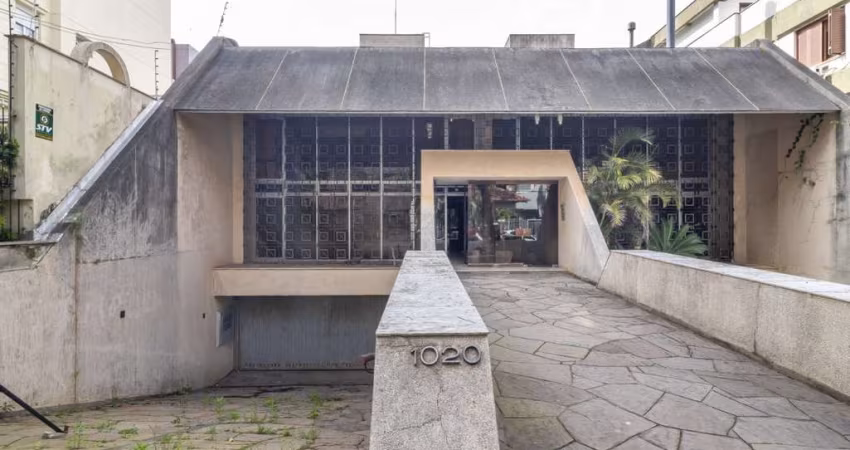 Casa com 3 quartos para alugar na Rua Pedro Chaves Barcelos, 1020, Auxiliadora, Porto Alegre