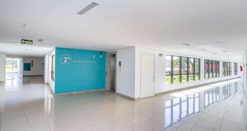 Sala comercial para alugar na Avenida Wenceslau Escobar, 1823, Tristeza, Porto Alegre