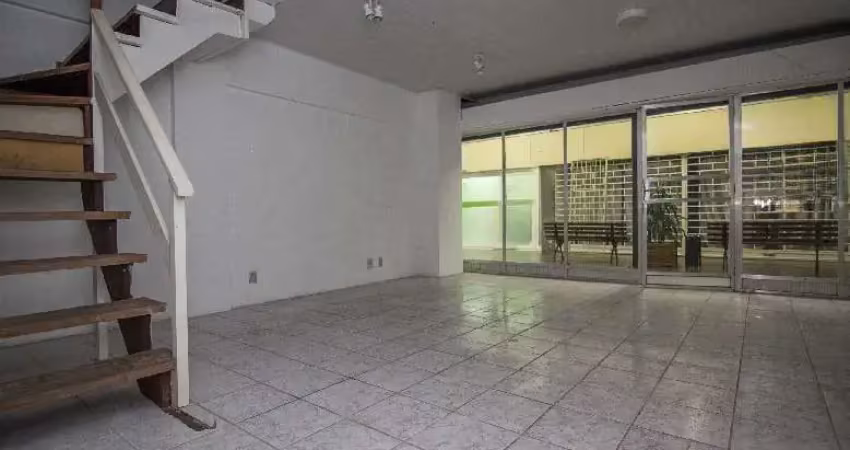 Ponto comercial para alugar na Rua Vinte e Quatro de Outubro, 1557, Auxiliadora, Porto Alegre