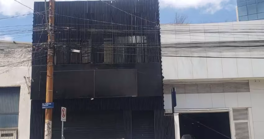 Ponto comercial para alugar na Avenida Cristóvão Colombo, 833, Floresta, Porto Alegre