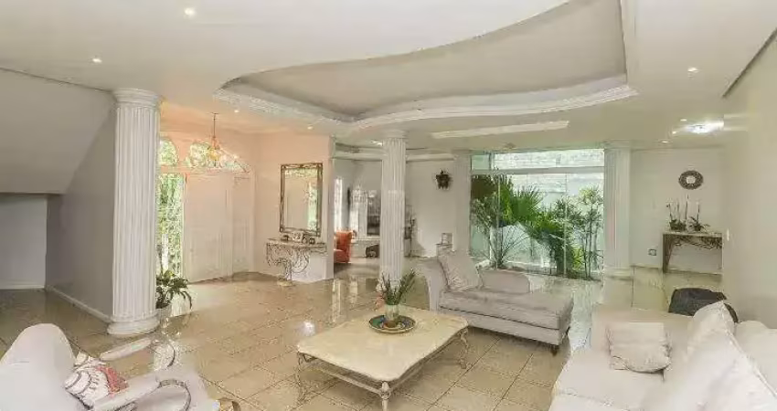 Casa com 5 quartos para alugar na Rua Theonila Carvalho da Motta, 181, Parque Santa Fé, Porto Alegre