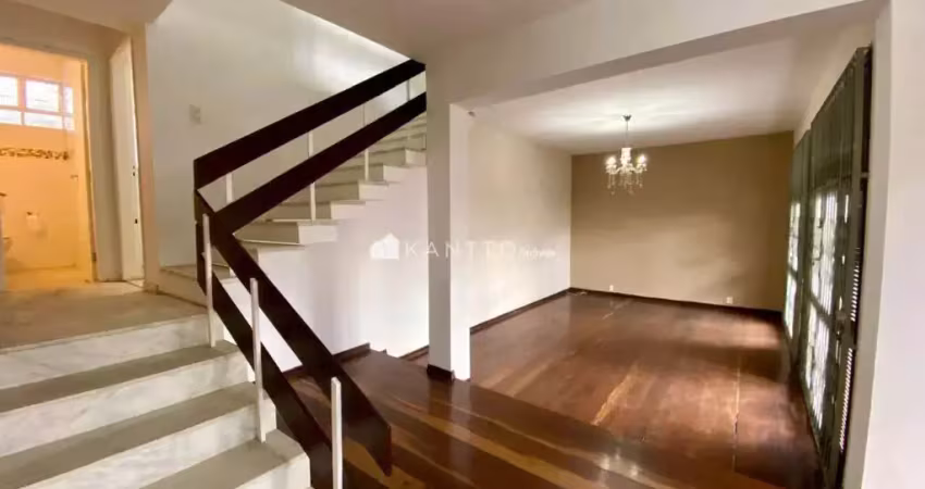Casa com 3 dormitórios à venda, 174 m² por R$ 750.000 - Bom Pastor - Juiz de Fora/MG