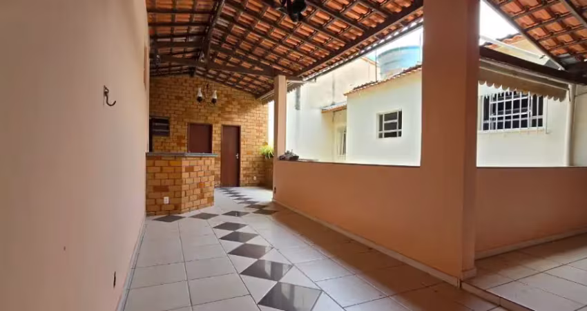 Casa com 4 dormitórios à venda, 300 m² por r$ 830.000,00- bosque dos pinheiros - juiz de fora/mg