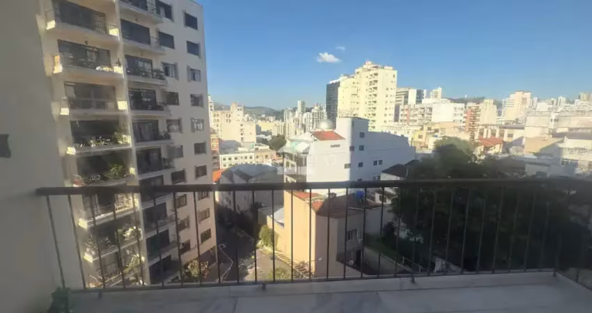 Apartamento com 3 quartos  suíte e varanda à venda no centro. área de lazer completa  ao lado do parque halfeld