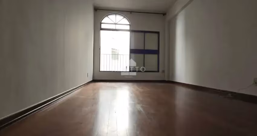 Apartamento 02 quartos suíte , elevador e garagem livre em juiz de fora