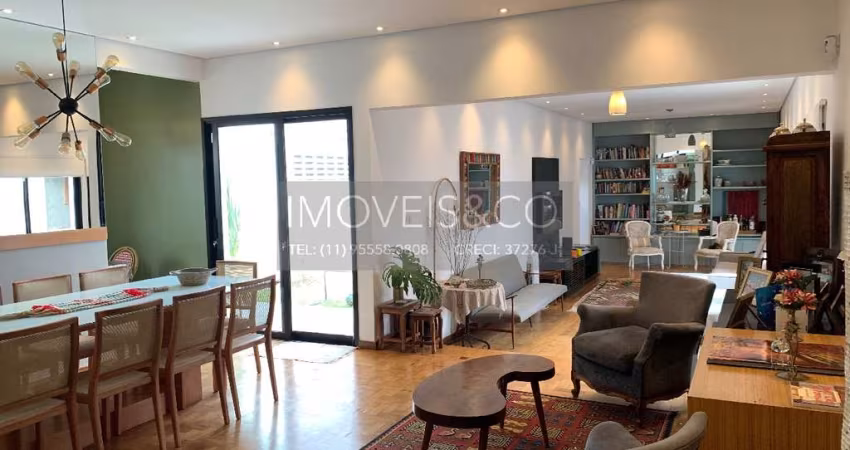 Imóvel de Luxo na Granja Julieta: 3 quartos, 1 suíte, 3 salas, 3 vagas - 220m² - São Paulo-SP