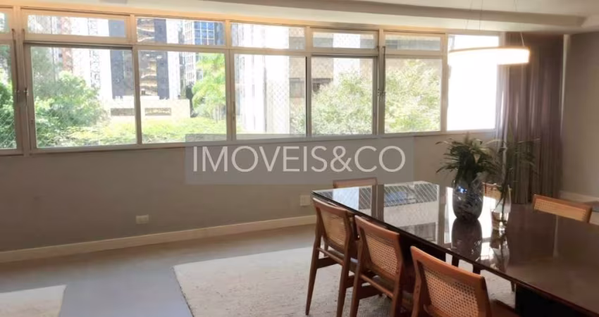 Apartamento de Luxo Mobiliado com 4 Quartos e 2 Suítes no Jardim Europa, São Paulo-SP - 267m² - Venda ou Locação