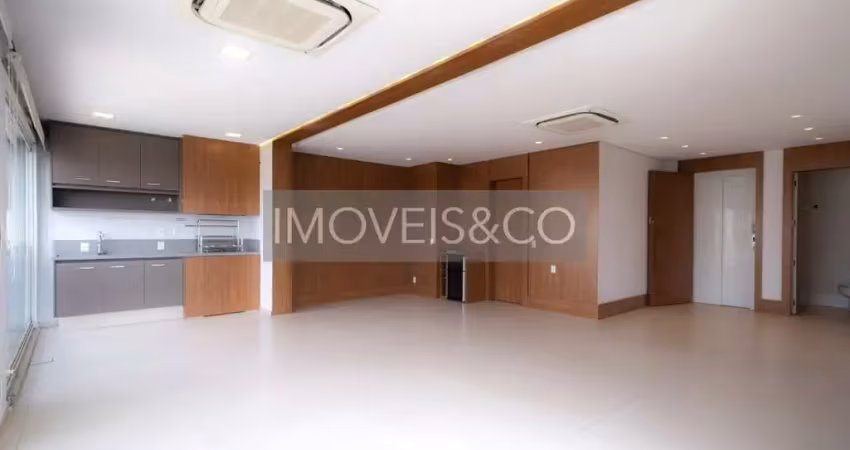 Alto padrão com vista 2 suítes com closet, condomínio clube, vila olimpia, são paulo, sp 4 salas, 3 banheiros, 4 vagas de garagem, 217m²!
