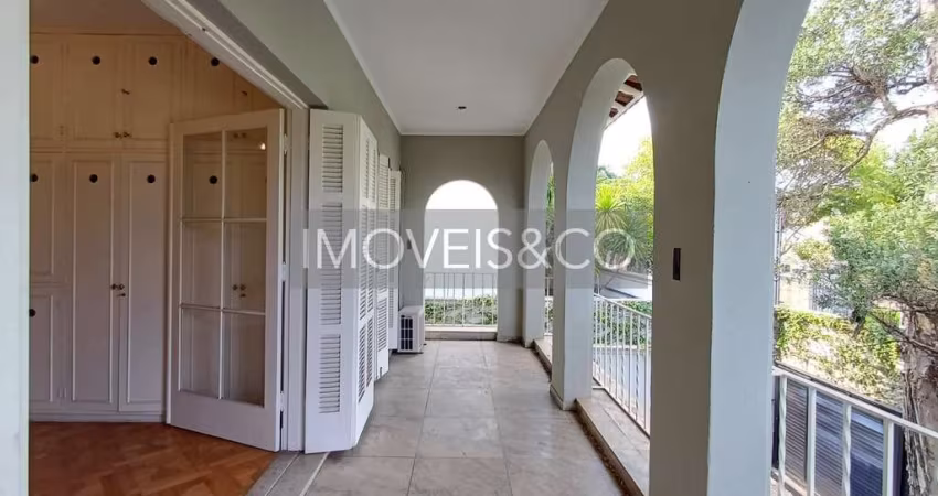 Imperdível casa para venda ou locação em São Paulo-SP, Jardim Paulista: 4 quartos, 3 suítes, 3 salas, 5 banheiros, 6 vagas, 400m².
