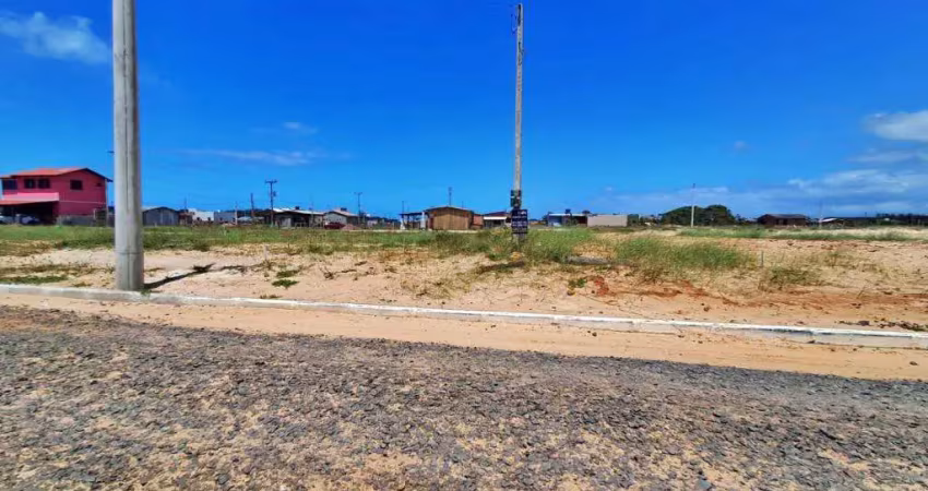 Terreno à venda no Bairro Xangri-lá dos Mares com 300 m² de área privativa