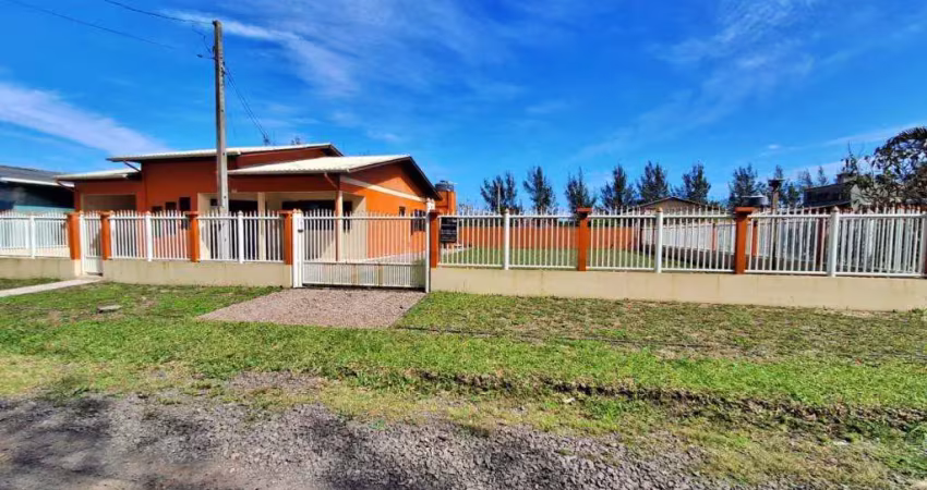 Casa 03 dorm à venda no bairro praia valverde com 140 m² de área privativa - 3 vagas de garagem