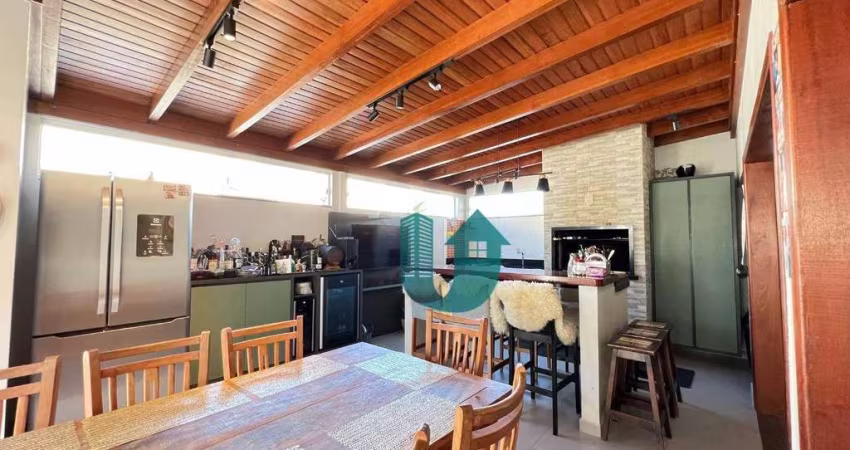 Sobrado com 4 dormitórios à venda, 200 m² por R$ 1.180.000,00 - Santa Felicidade - Curitiba/PR