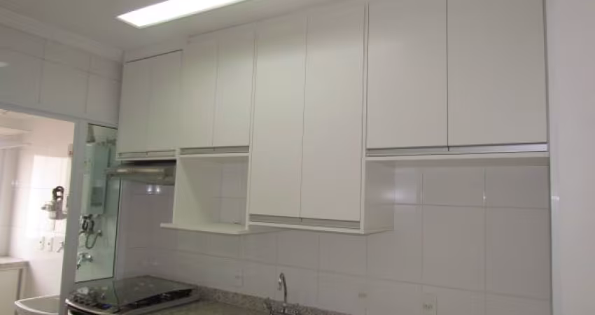 Apto de 2 dormitórios 1 suite, ao lado do metro súde para venda!