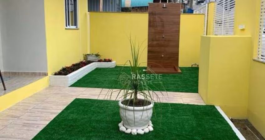 CASAS EM BOMBINHAS APENAS 500 METROS DO MAR