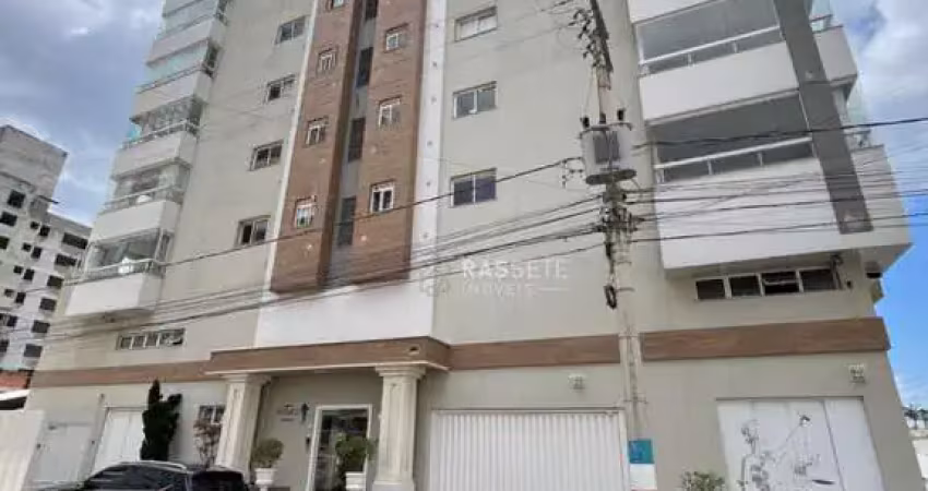 Apartamento no residencial ilha de patmos com uma linda vista para o mar