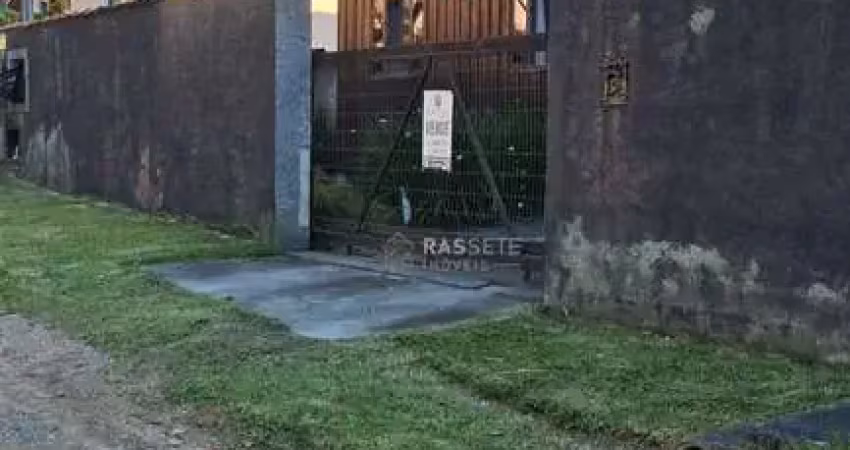 Casa com 2 quartos à venda na Maria Madalena Santos, 59, Armação, Penha