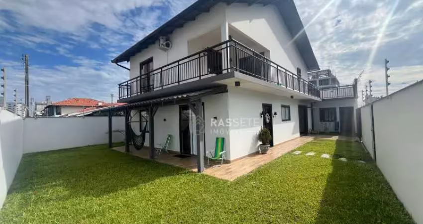 Casa com 2 quartos à venda na Rua Honorato Coelho da Rocha, 775, Centro, Navegantes