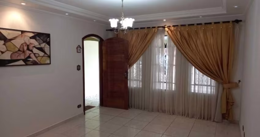 Sobrado à venda, 3 quartos, 1 suíte, 2 vagas, Jardim Las Vegas - Santo André/SP