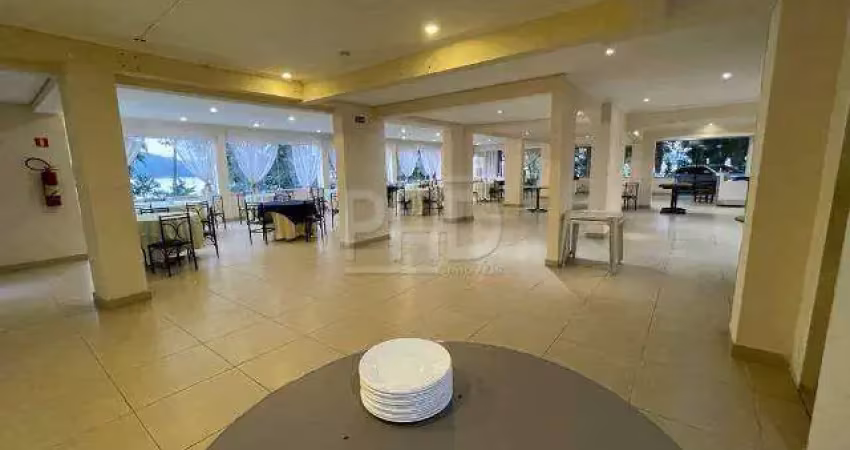 Chácara/galpão comercial no riacho grande com 2186 metros.