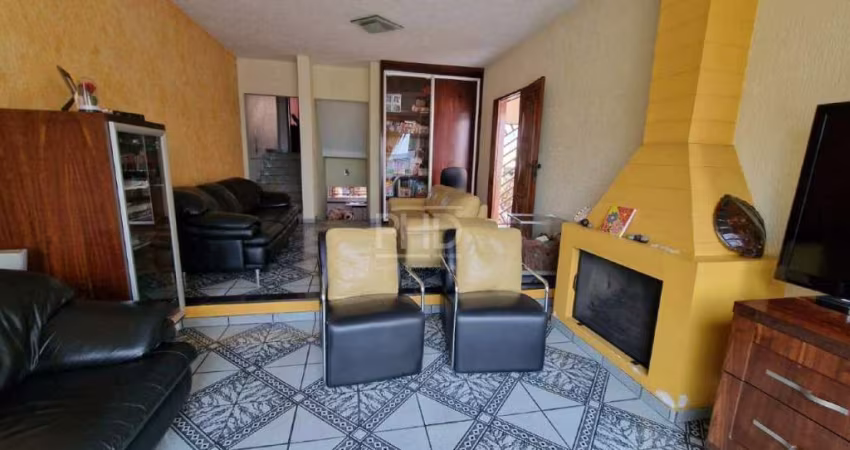 Sobrado à venda, 3 quartos, 3 suítes, 3 vagas, Vila Mazzei - Santo André/SP
