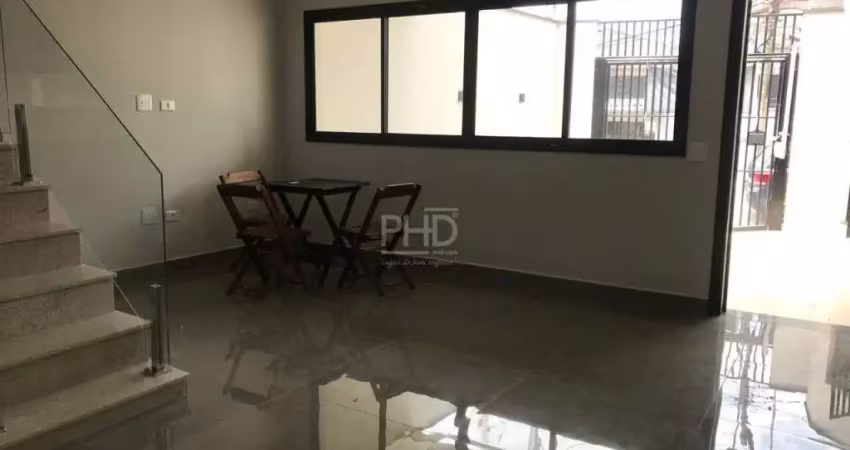 Sobrado à venda, 3 quartos, 3 suítes, 2 vagas, Vila Eldizia - Santo André/SP
