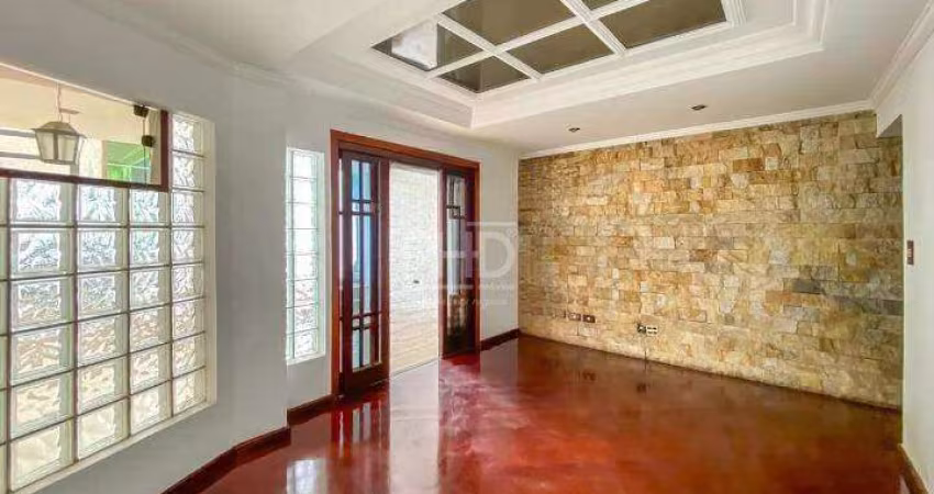 Sobrado - Paulicéia - São Bernardo do Campo - com 338m² distribuídos em 2 casas.