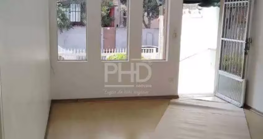 Casa para locação no rudge ramos – 140m² | 2 quartos | 4 vagas | salão no piso inferior