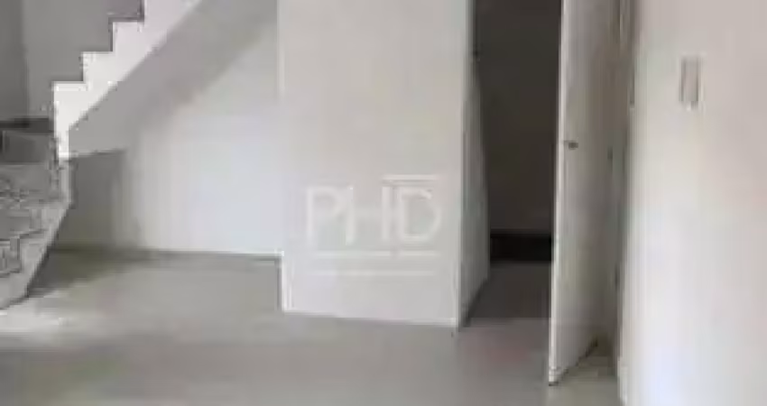 Cobertura Sem Condomínio à Venda com 100m2, 2 quartos, 1 suíte com sacada, 3 banheiros, 1 vaga coberta, Parque Oratório, Santo André - SP