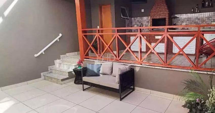 Sobrado com 3 suites - 210 metragem - 4 vagas de garagens - Sta. Terezinha