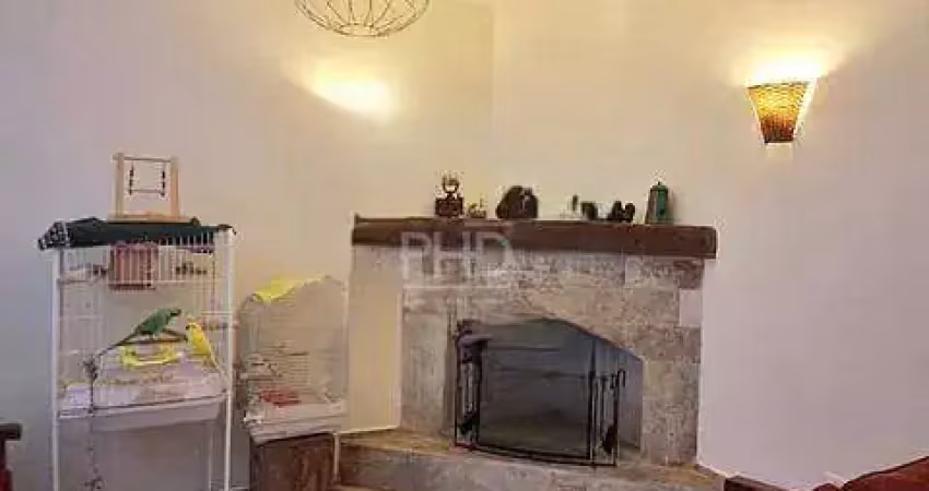 Sobrado com 03 quatros - 2 Vagas de garagens - 185 metragem Nova Petrópolis