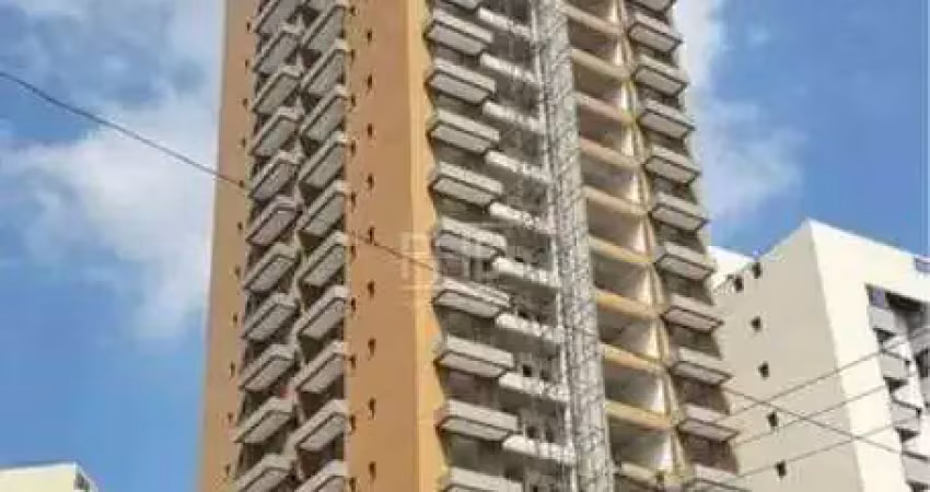 Apartamento com 2 quarto sendo 1 suite - 2 vagas de garagem com depósito - Centro - São Bernardo do Campo