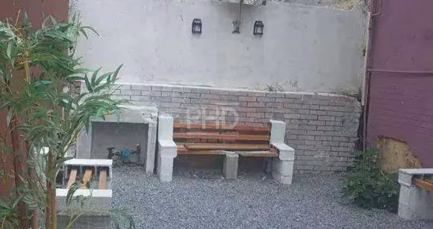 Casa comercial está em uma localização excelente, próxima à avenida portugal em santo andré,