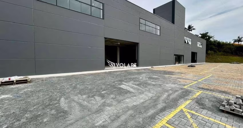 Galpão para Locação com 230 m², no Bairro Salto Weissbach!