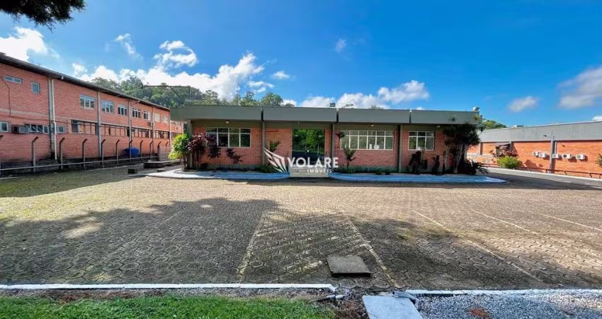 Galpão para Locação com 4.900m², no Bairro Itoupavazinha e fácil Acesso à BR-470