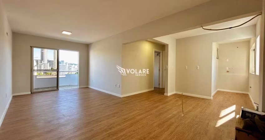 Apartamento para locação no Bairro Victor Konder | Em frente ao Giassi!