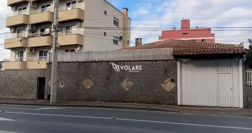 Casa para locação com piscina no bairro garcia em frente a cooper