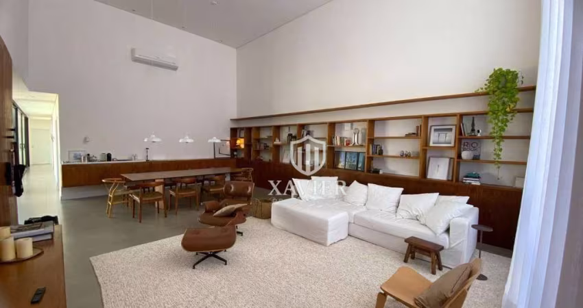 Casa Térrea Mobiliada no Condomínio Bouganville – 3 Suítes, Piscina Privativa e Integração Total dos Ambientes!